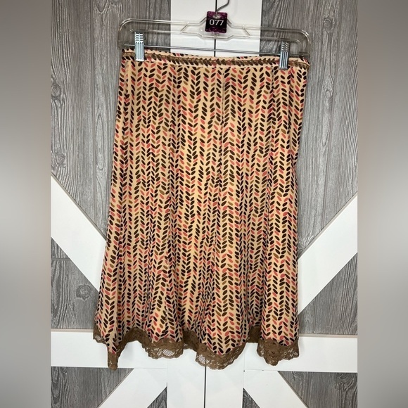 B6.16 The Limited Printed Fully Lined Sheer Vintage Look Skirt 0 - Picture 12 of 12